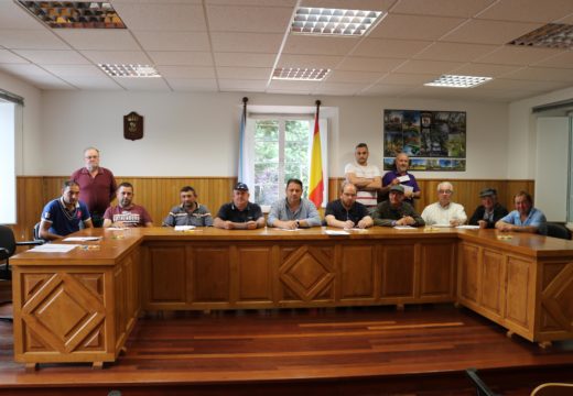 O Concello de Frades achega 6.000 euros a doce asociacións de veciños e comisións de festas do municipio